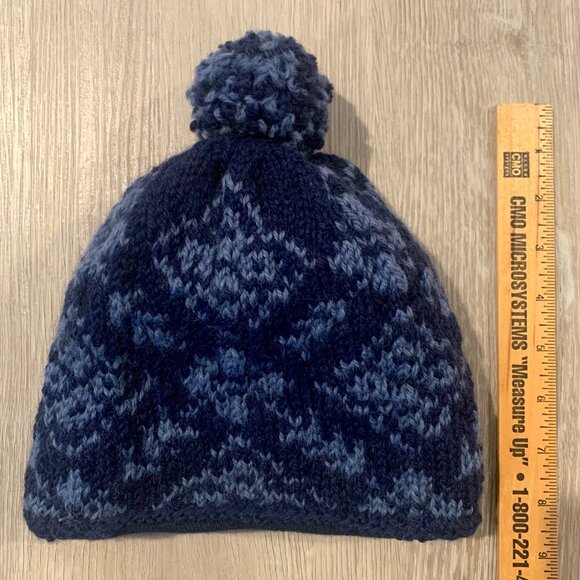 100% Wool Hand Knit Beanie with Pompom. NEW - Picture 4 of 4